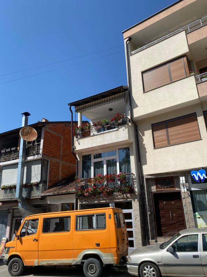 Ralin Apart Prizren Ngoại thất bức ảnh